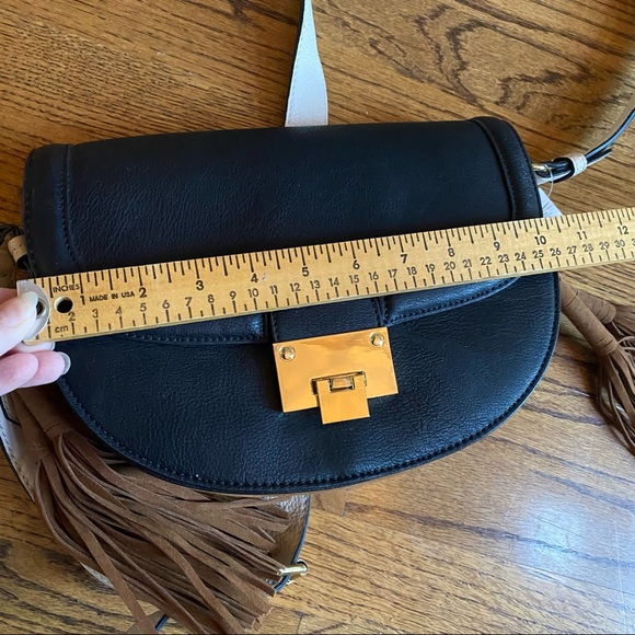 Unique tri-colored Neiman Marcus shoulder bag - black, brown, and cream leather - Picture 14 of 16